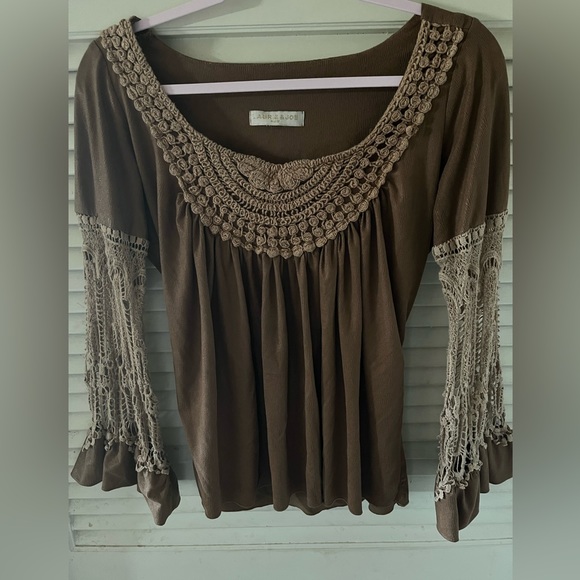 Laurie & Joe crocheted top - Picture 1 of 4